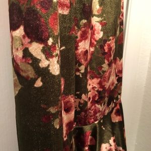 LuLaRoe Cici Dress, Med, flora/crushed velvet, new